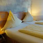 Berghof Wasserkuppe & Gaestehaus Fuldaquelle Hotel