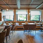 Hotel Berghof Wasserkuppe & Gaestehaus Fuldaquelle 3*