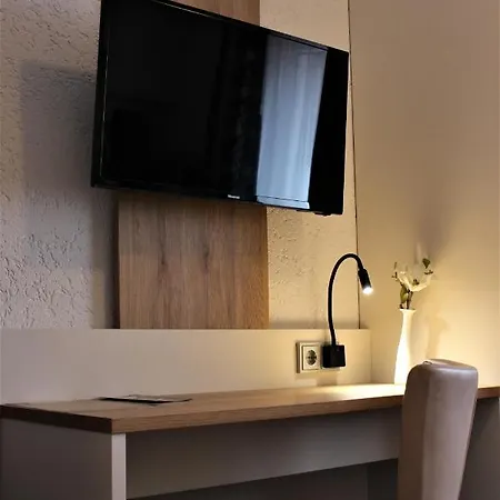 Berghof Wasserkuppe & Gaestehaus Fuldaquelle 3* Gersfeld