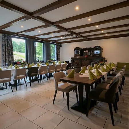 Berghof Wasserkuppe & Gaestehaus Fuldaquelle 3* Gersfeld