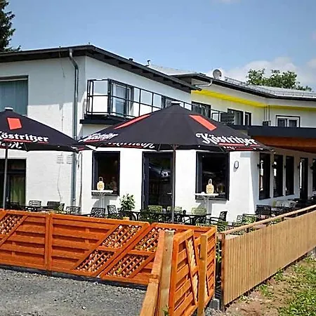 Berghof Wasserkuppe Und Gaestehaus Fuldaquelle 3*
