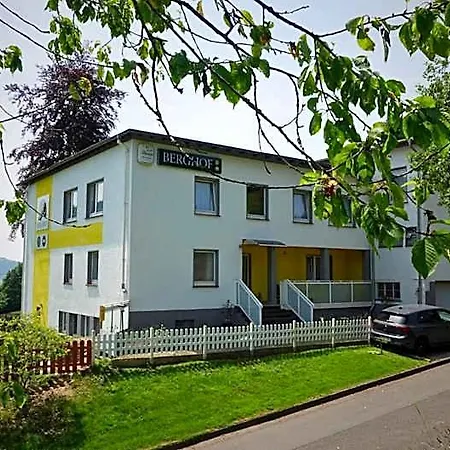 Berghof Wasserkuppe Und Gaestehaus Fuldaquelle