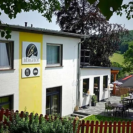 Hotel Berghof Wasserkuppe Und Gaestehaus Fuldaquelle Gersfeld
