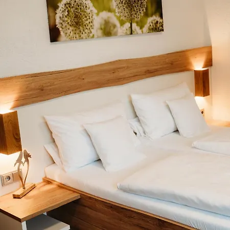 Hotel Berghof Wasserkuppe Und Gaestehaus Fuldaquelle Gersfeld